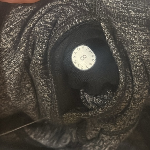 NEW Lululemon align legging smooth 28 inch grey SIZE 8 - Picture 3 of 5